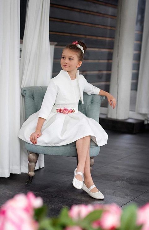Elegancka, rozkloszowana sukienka Tosia z bolerkiem (ecrue) Elegancka, rozkloszowana sukienka Tosia z bolerkiem (ecrue)