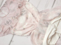 Elegancka, zwiewna sukienka Mela, szyfon i falbanka (pastelowy róż)