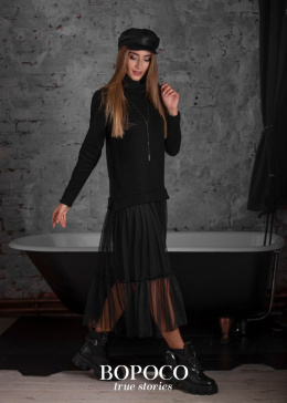 Black dress with sweater and tulle for mom