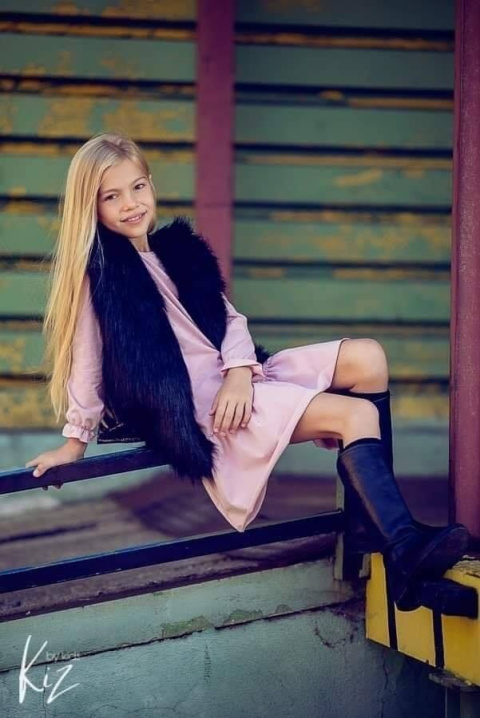 Kamizelka futrzana BELLA - czarna Kamizelka futrzana BELLA - czarna