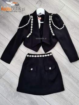 Elegant suit with skirt and chains - black