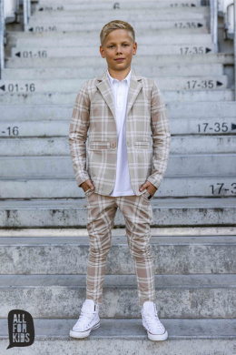 Elegantly sporty checkered beige suit