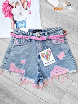 Denim shorts with powder tears and belt included